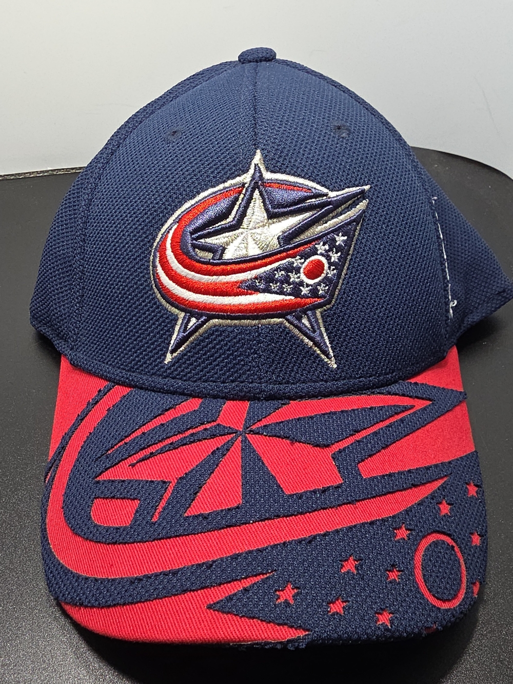 Columbus Blue Jackets Reebok Hat Sz S/M NHL Center Ice Collection 3D Bill